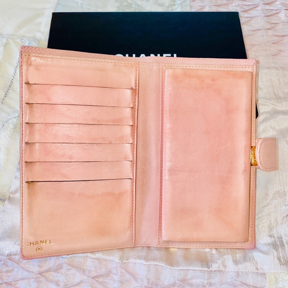 💔 CHANEL caviar skin wallet on a chain woc - Picture 8 of 15